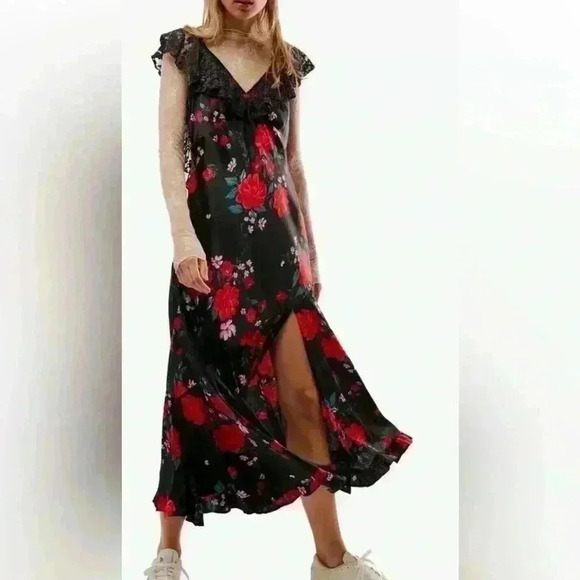 Free People Dresses & Skirts - COPY - NWT FREE PEOPLE WARM HEARTS LACE & SATIN MAXI DRESS IN SIZE XS